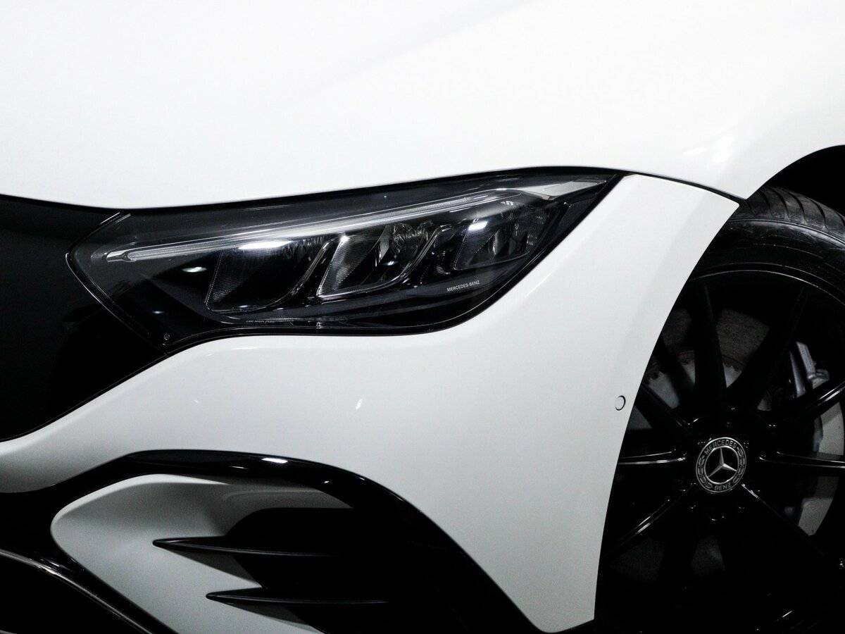 Купить Mercedes-Benz EQE с пробегом. Фото: #15