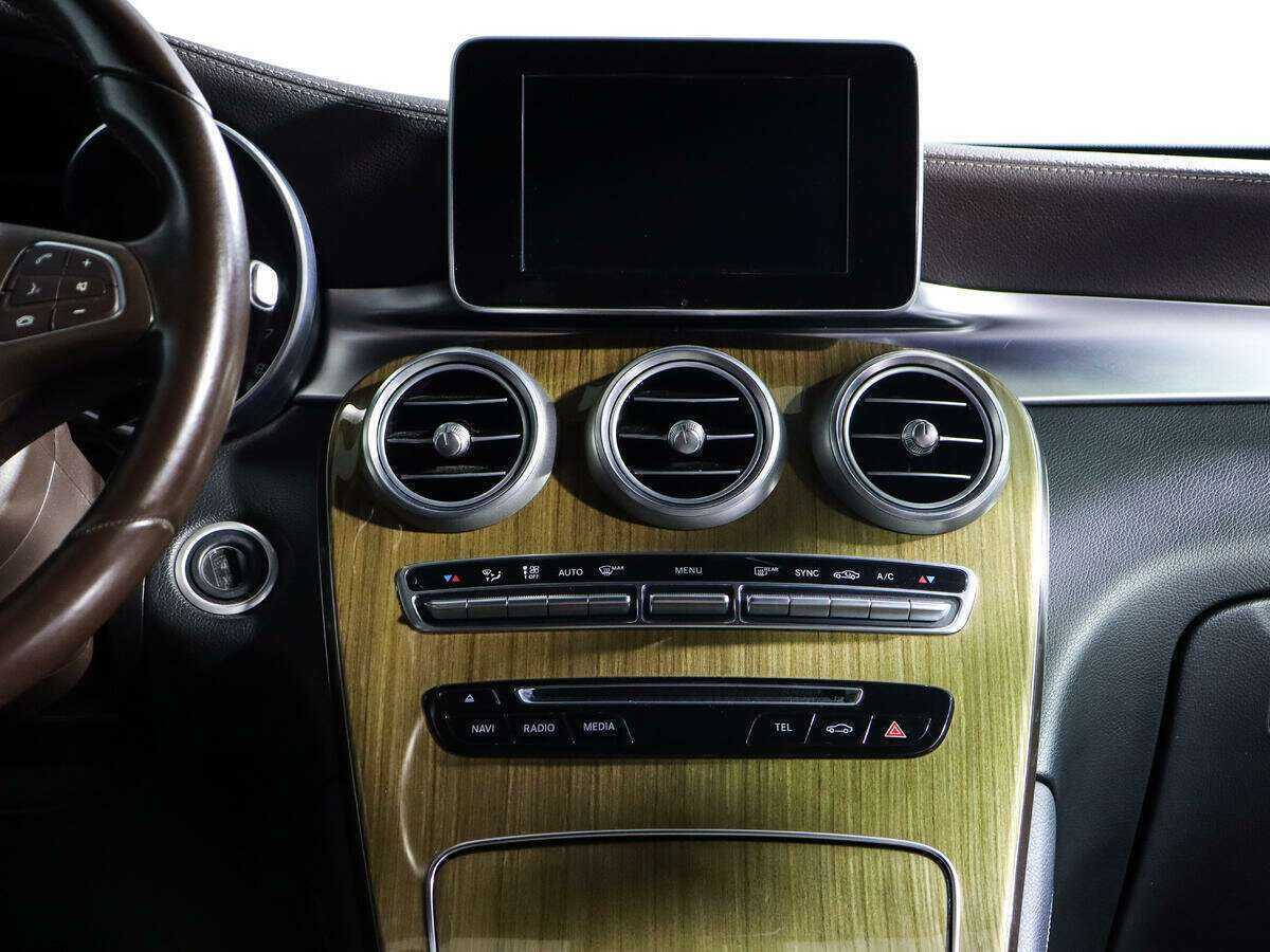 Купить Mercedes-Benz GLC с пробегом. Фото: #9