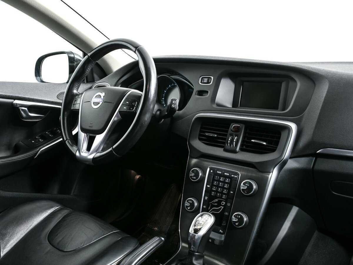 Купить Volvo V40 с пробегом. Фото: #8