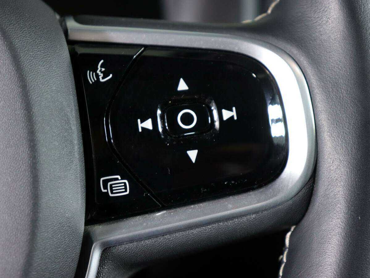 Купить Volvo XC90 с пробегом. Фото: #20