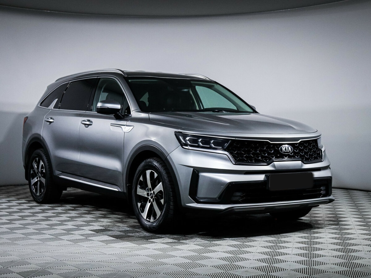 Купить Kia Sorento с пробегом. Фото: #2