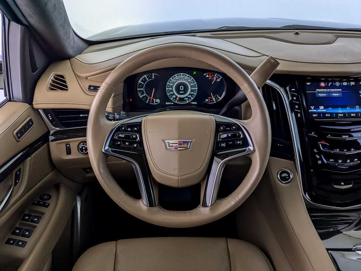 Купить Cadillac Escalade с пробегом. Фото: #17