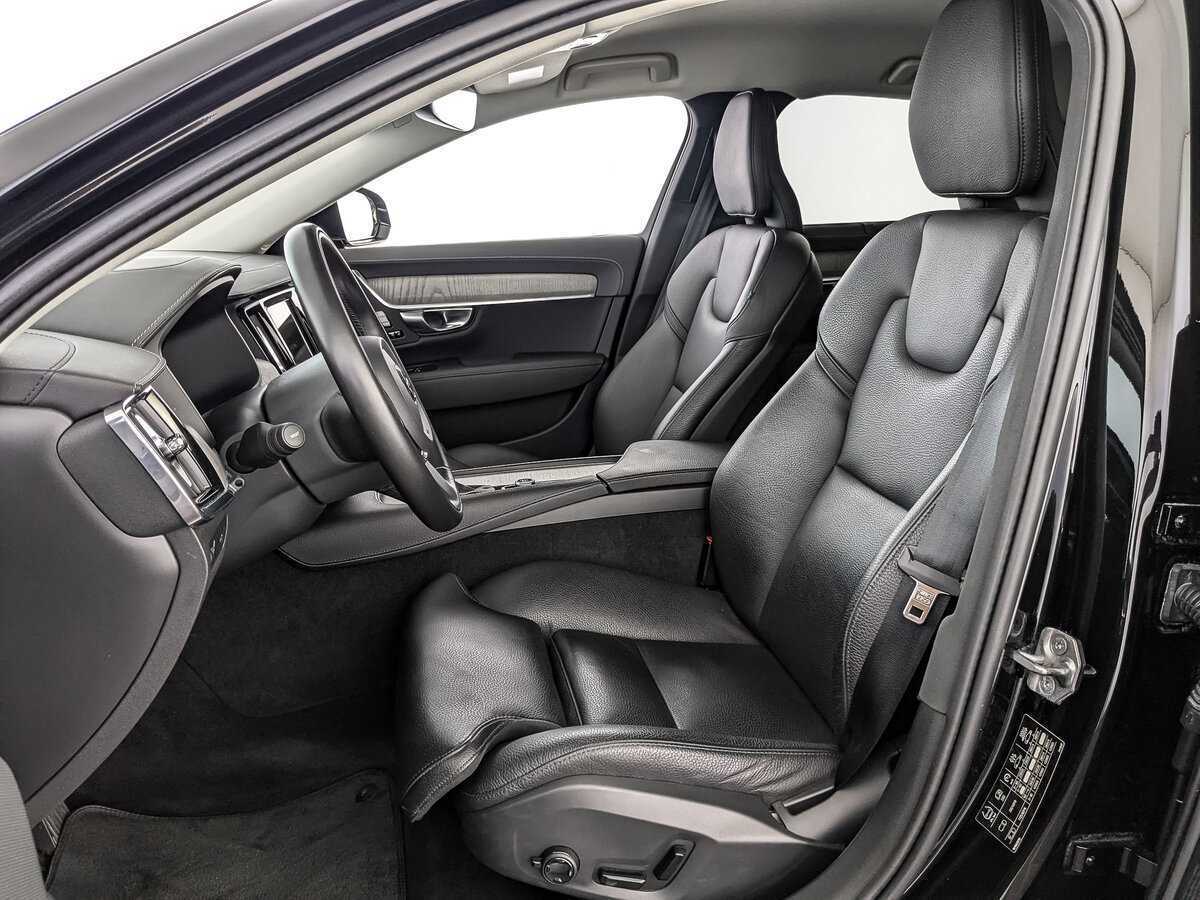 Купить Volvo S90 с пробегом. Фото: #15