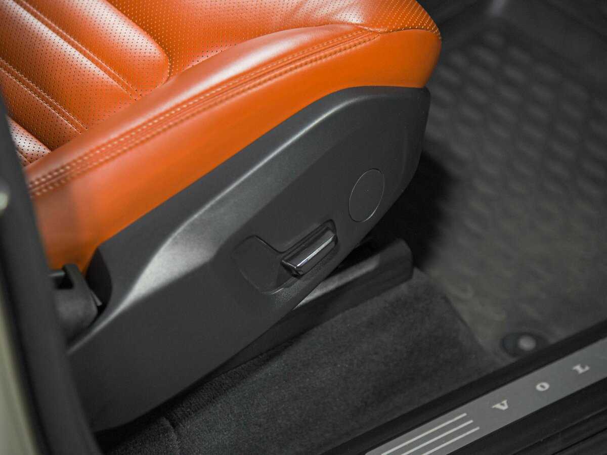 Купить Volvo XC90 с пробегом. Фото: #19