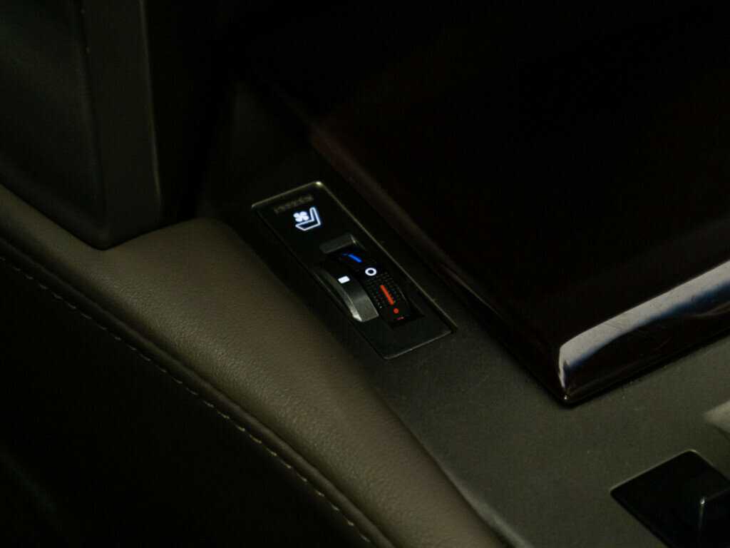 Купить Lexus GX с пробегом. Фото: #19