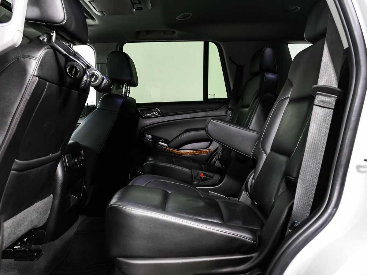 Купить Chevrolet Tahoe с пробегом. Фото: #12