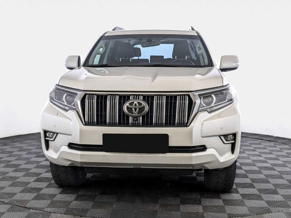 Купить Toyota Land Cruiser Prado с пробегом. Фото: #1
