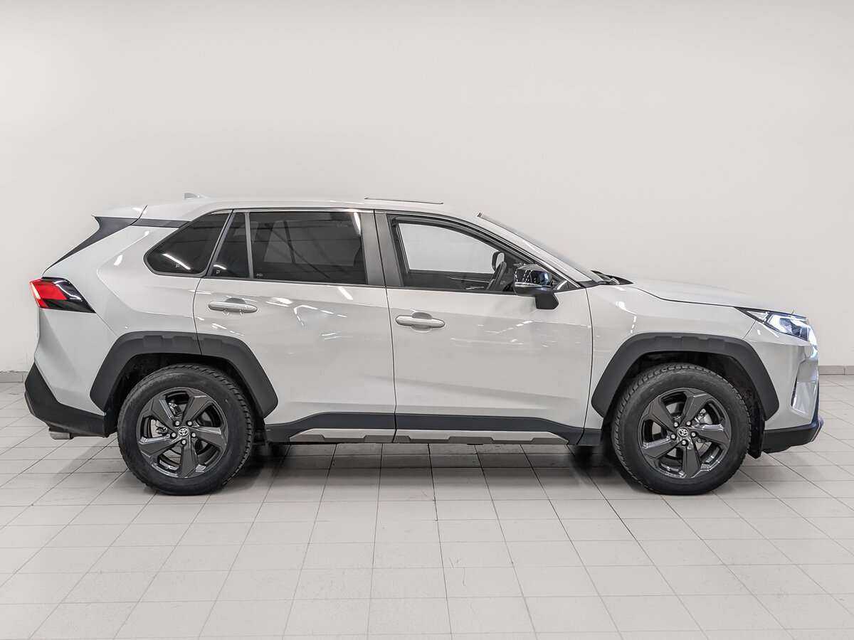 Купить Toyota RAV4 с пробегом. Фото: #3