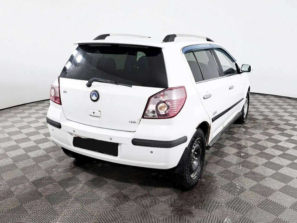 Купить Geely MK Cross с пробегом. Фото: #4
