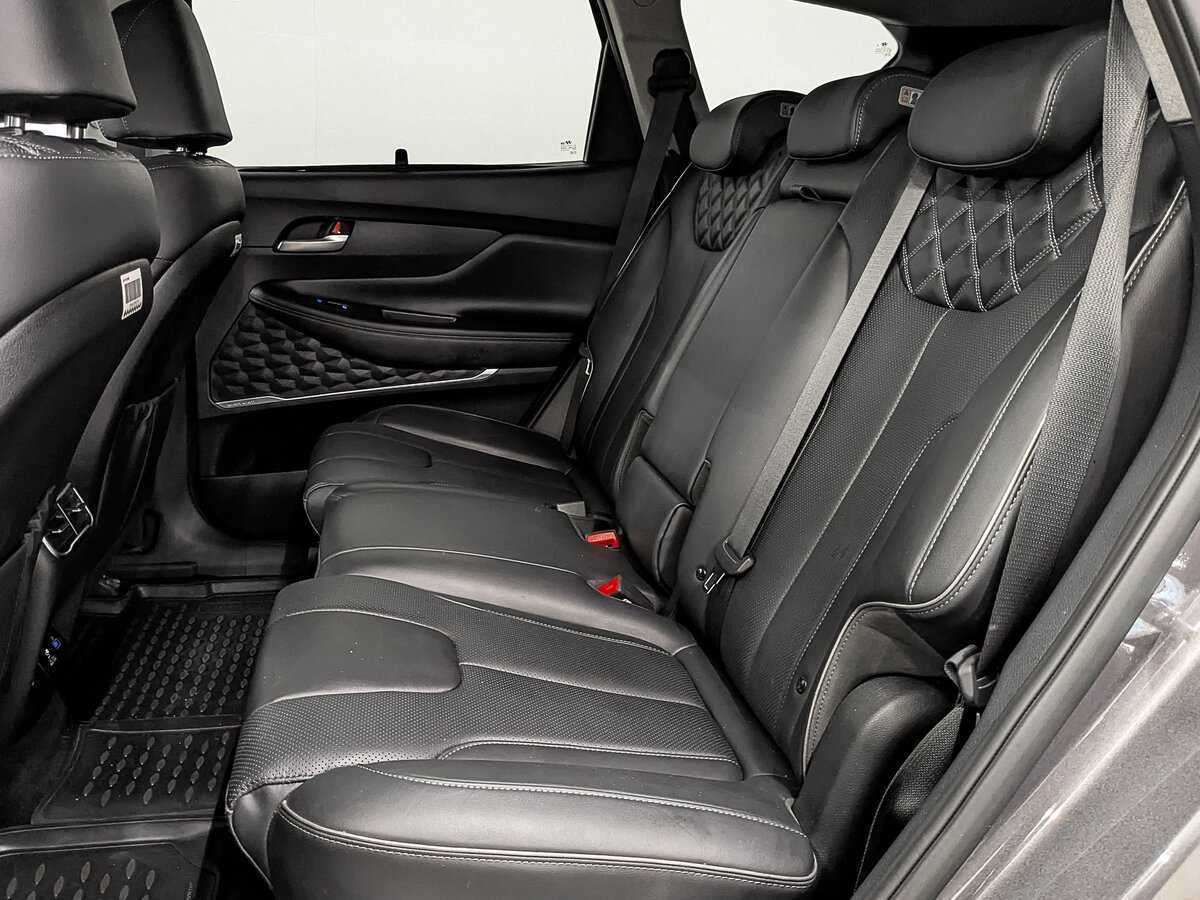 Купить Hyundai Santa Fe с пробегом. Фото: #17