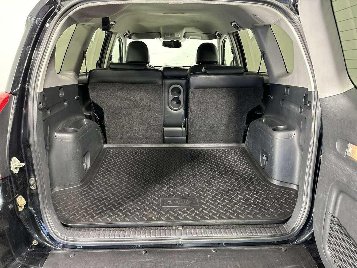 Купить Toyota RAV4 с пробегом. Фото: #16