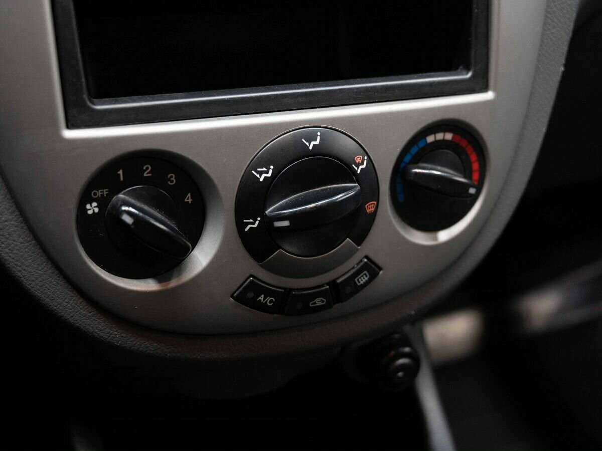 Купить Chevrolet Lacetti с пробегом. Фото: #17