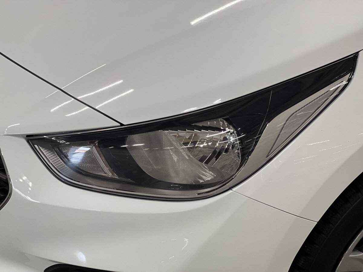 Купить Hyundai Solaris с пробегом. Фото: #16