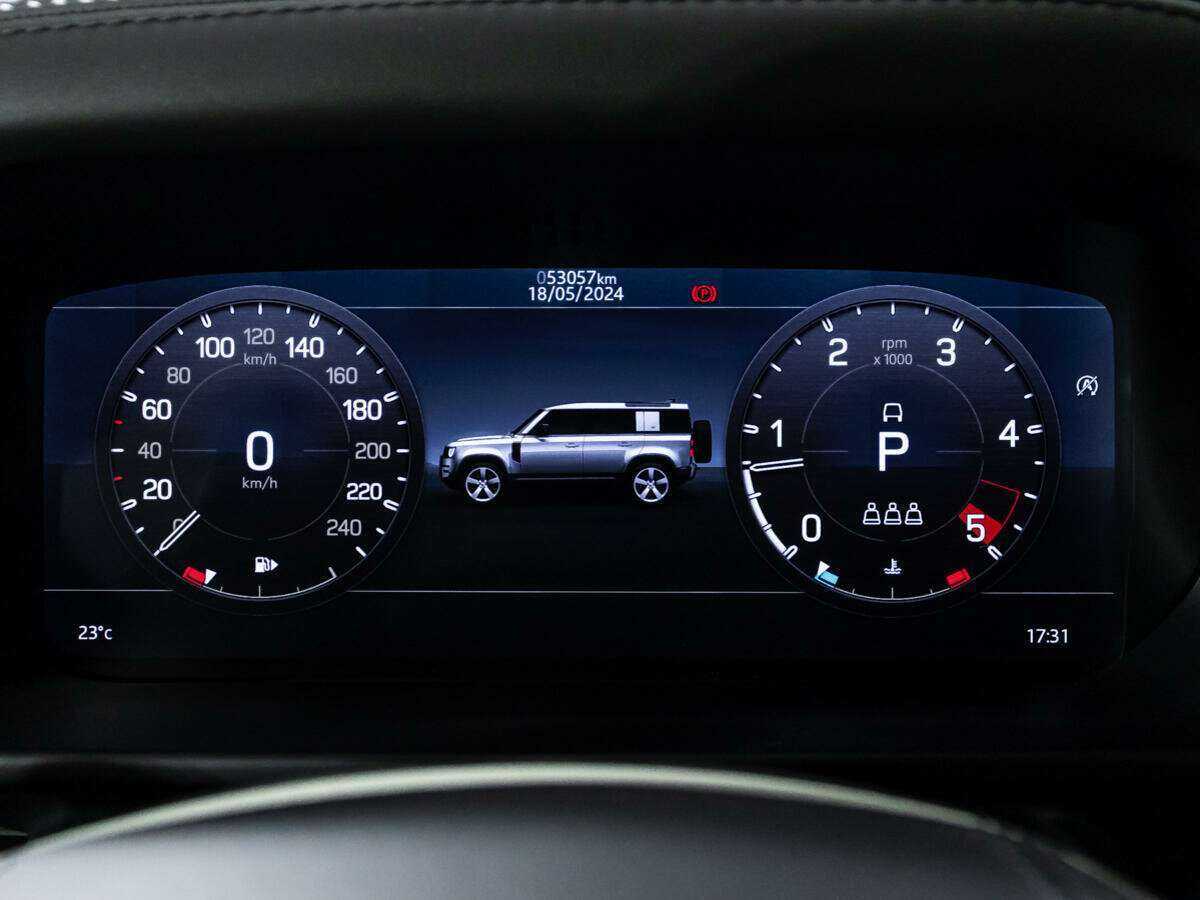 Купить Land Rover Defender с пробегом. Фото: #10