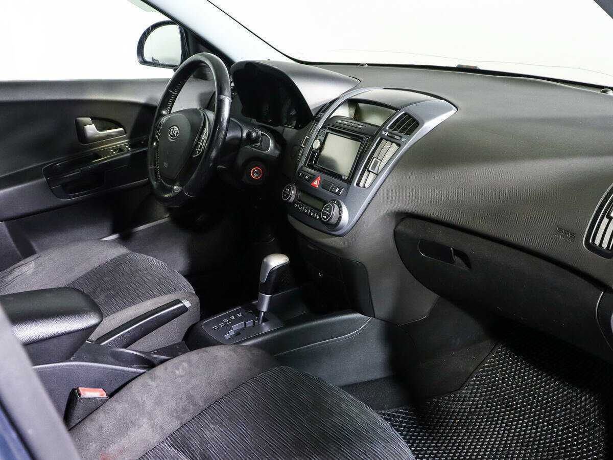 Купить Kia Ceed с пробегом. Фото: #6