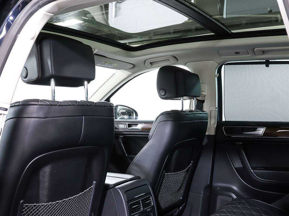 Купить Volkswagen Touareg с пробегом. Фото: #22