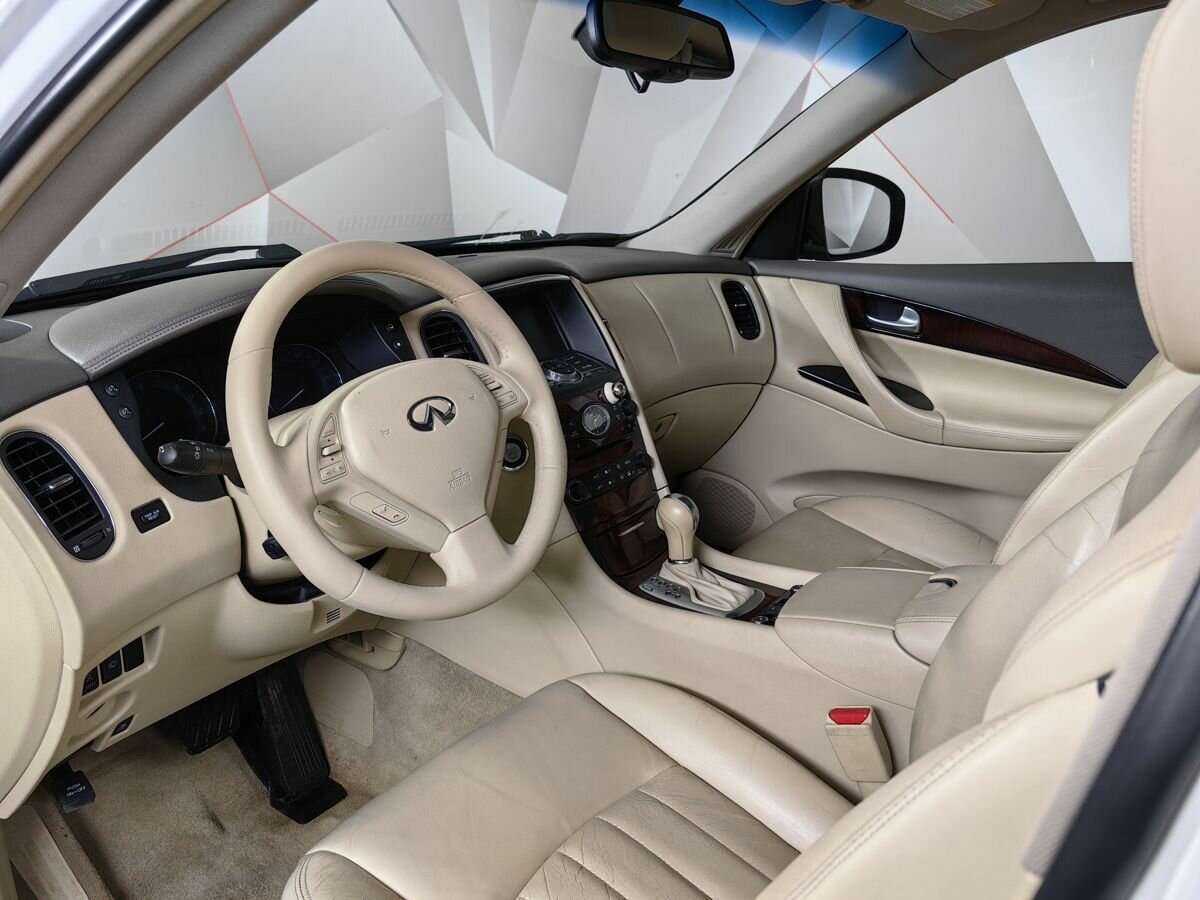 Купить Infiniti QX50 с пробегом. Фото: #13