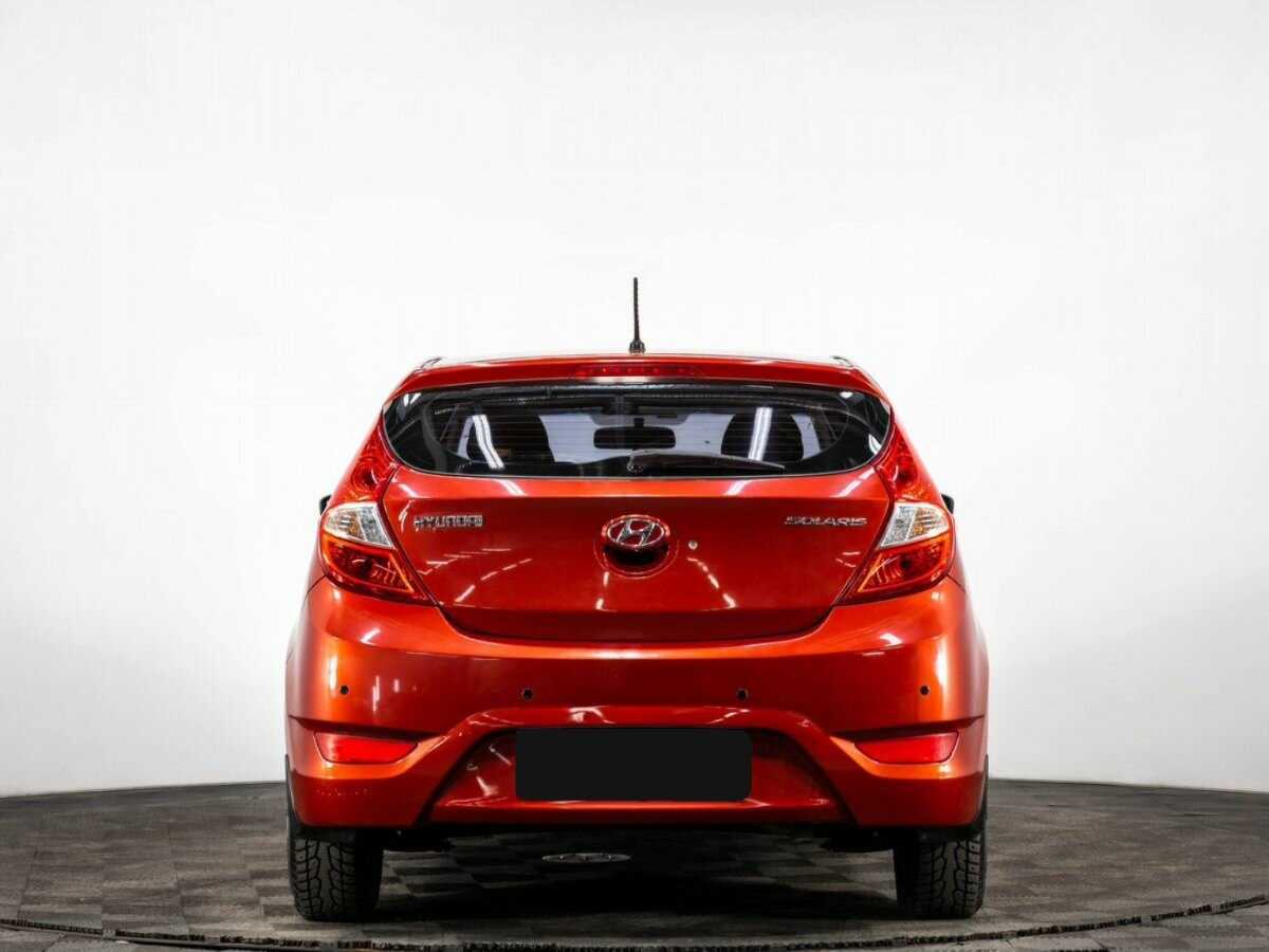 Купить Hyundai Solaris с пробегом. Фото: #4