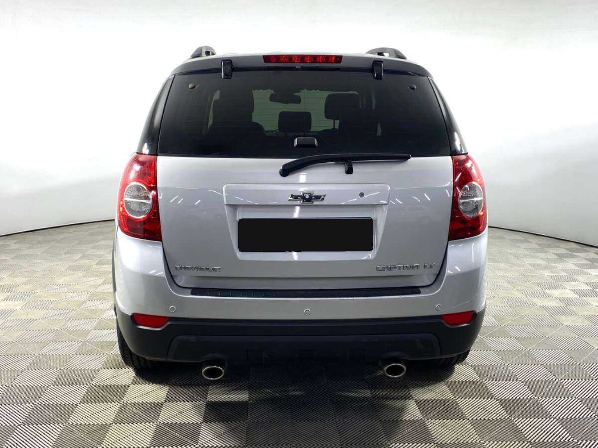 Купить Chevrolet Captiva с пробегом. Фото: #4