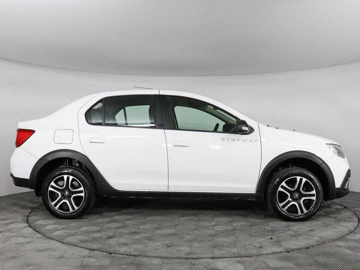 Купить Renault Logan с пробегом. Фото: #3