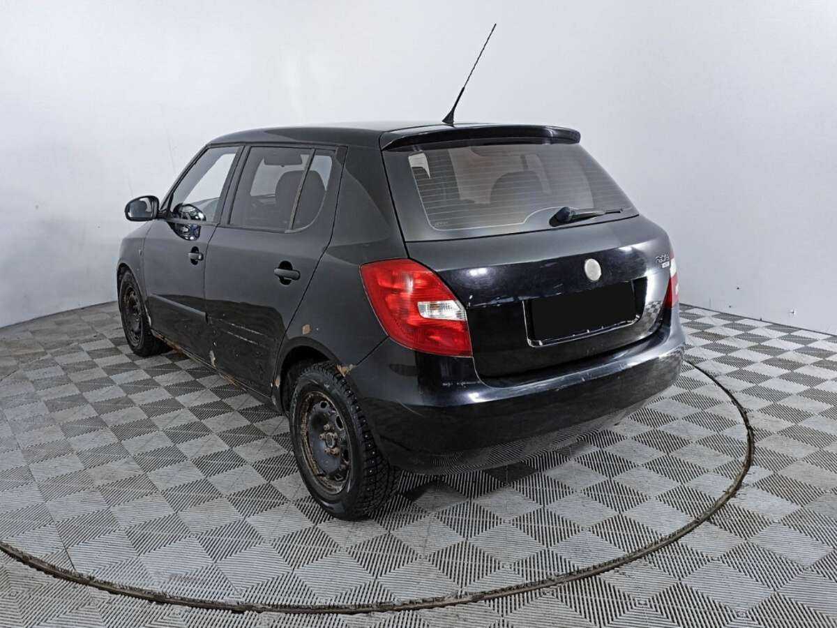 Купить Skoda Fabia с пробегом. Фото: #5