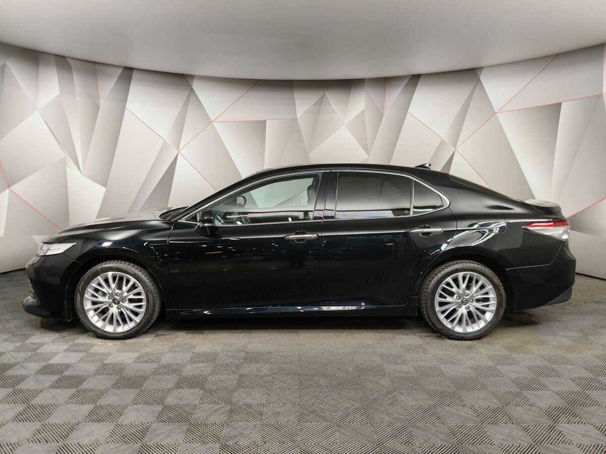 Купить Toyota Camry с пробегом. Фото: #3
