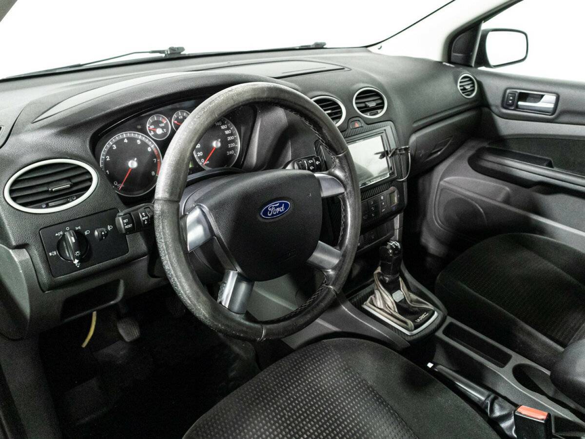 Купить Ford Focus с пробегом. Фото: #10