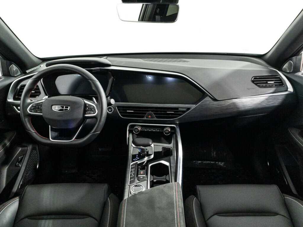 Купить Geely Tugella с пробегом. Фото: #12