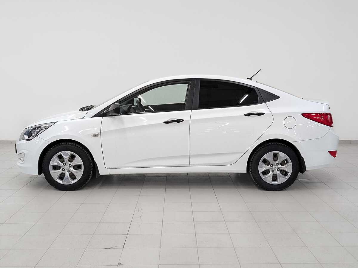 Купить Hyundai Solaris с пробегом. Фото: #7
