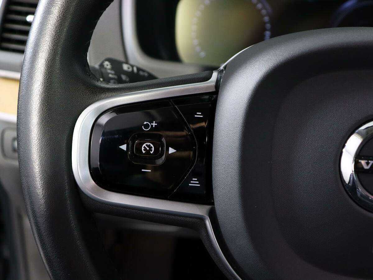 Купить Volvo XC90 с пробегом. Фото: #19