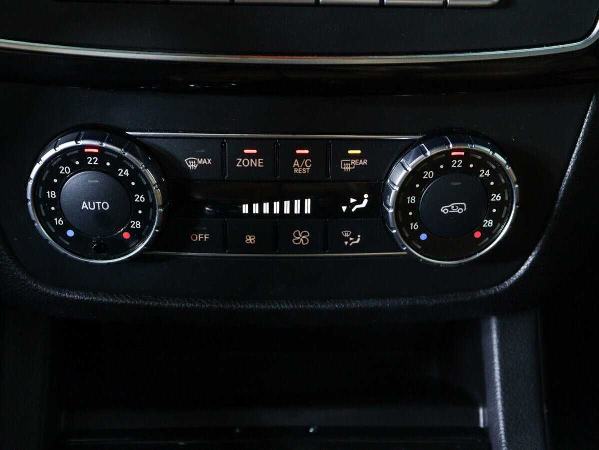 Купить Mercedes-Benz GLE с пробегом. Фото: #16