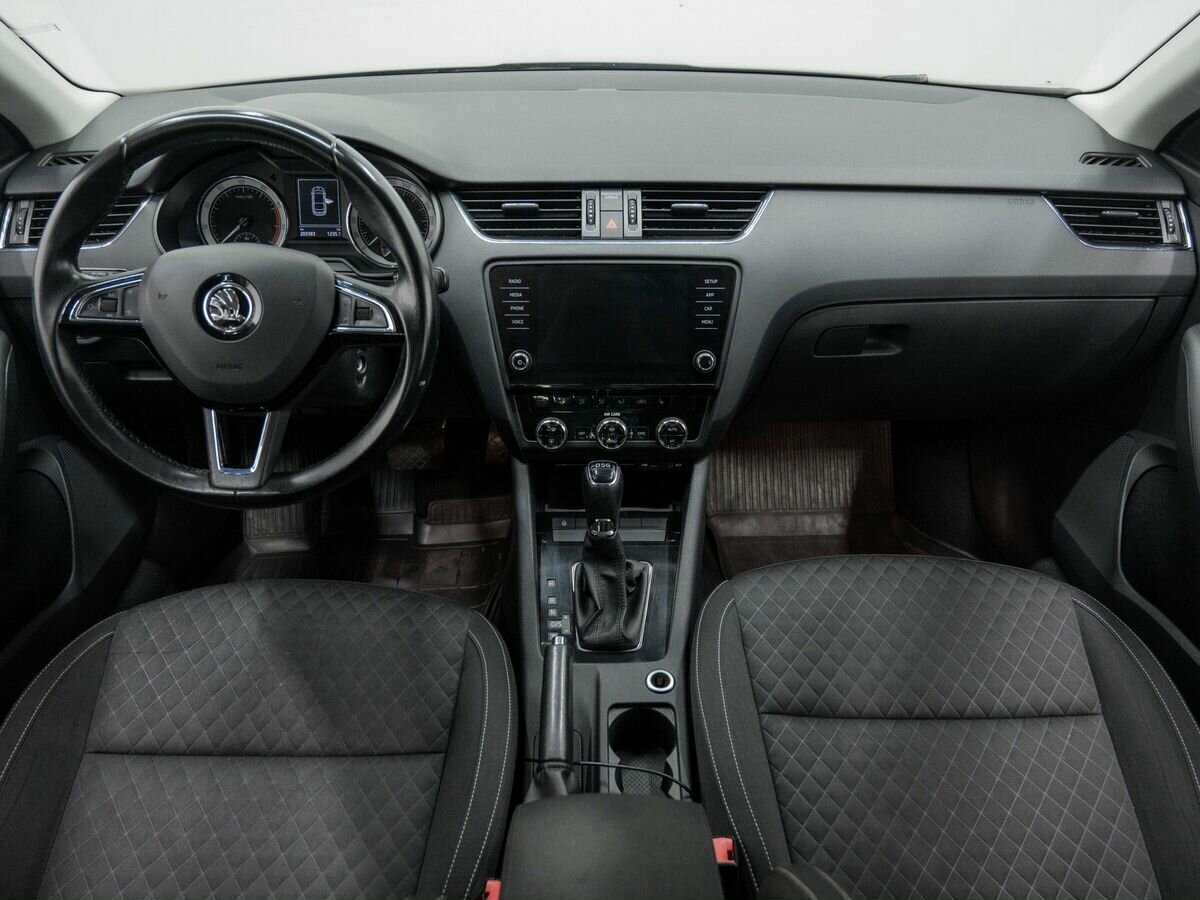 Купить Skoda Octavia с пробегом. Фото: #9