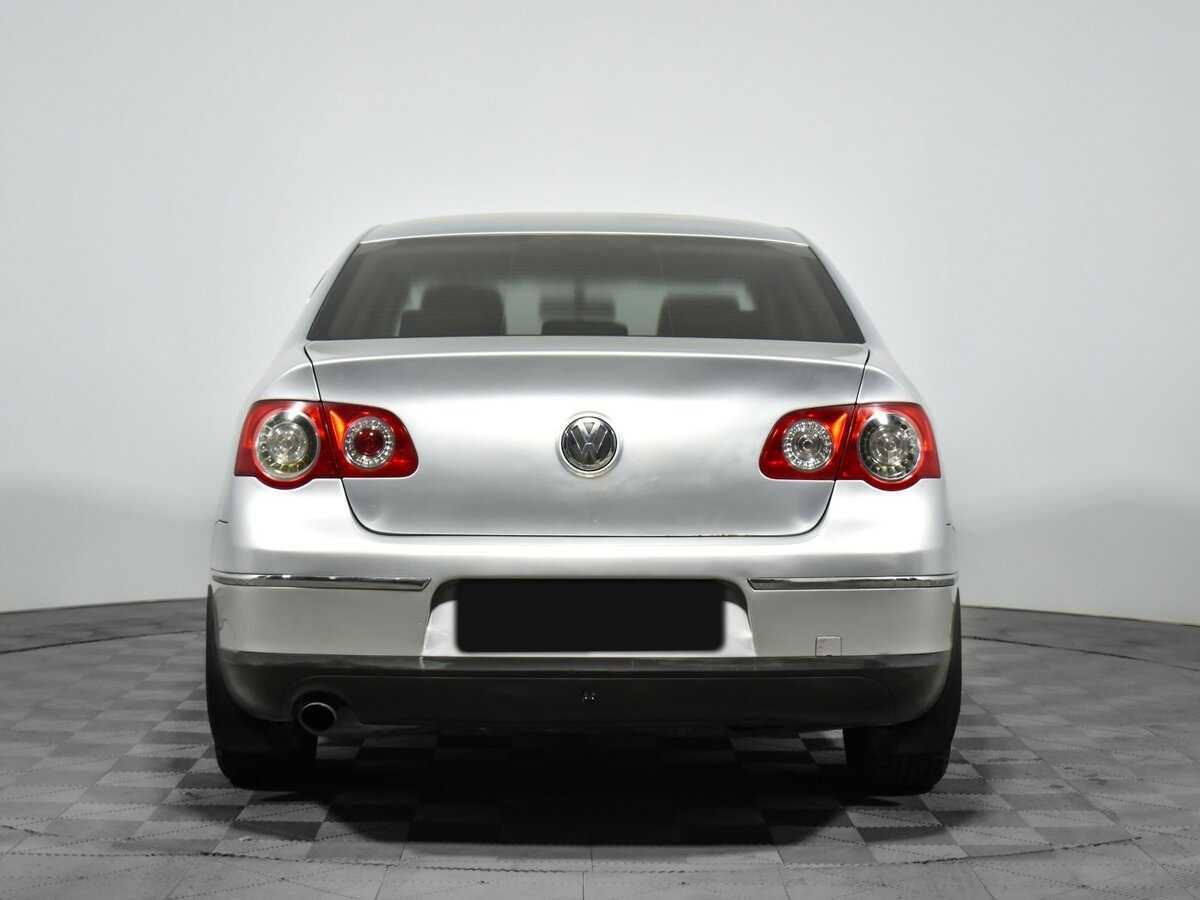 Купить Volkswagen Passat с пробегом. Фото: #4