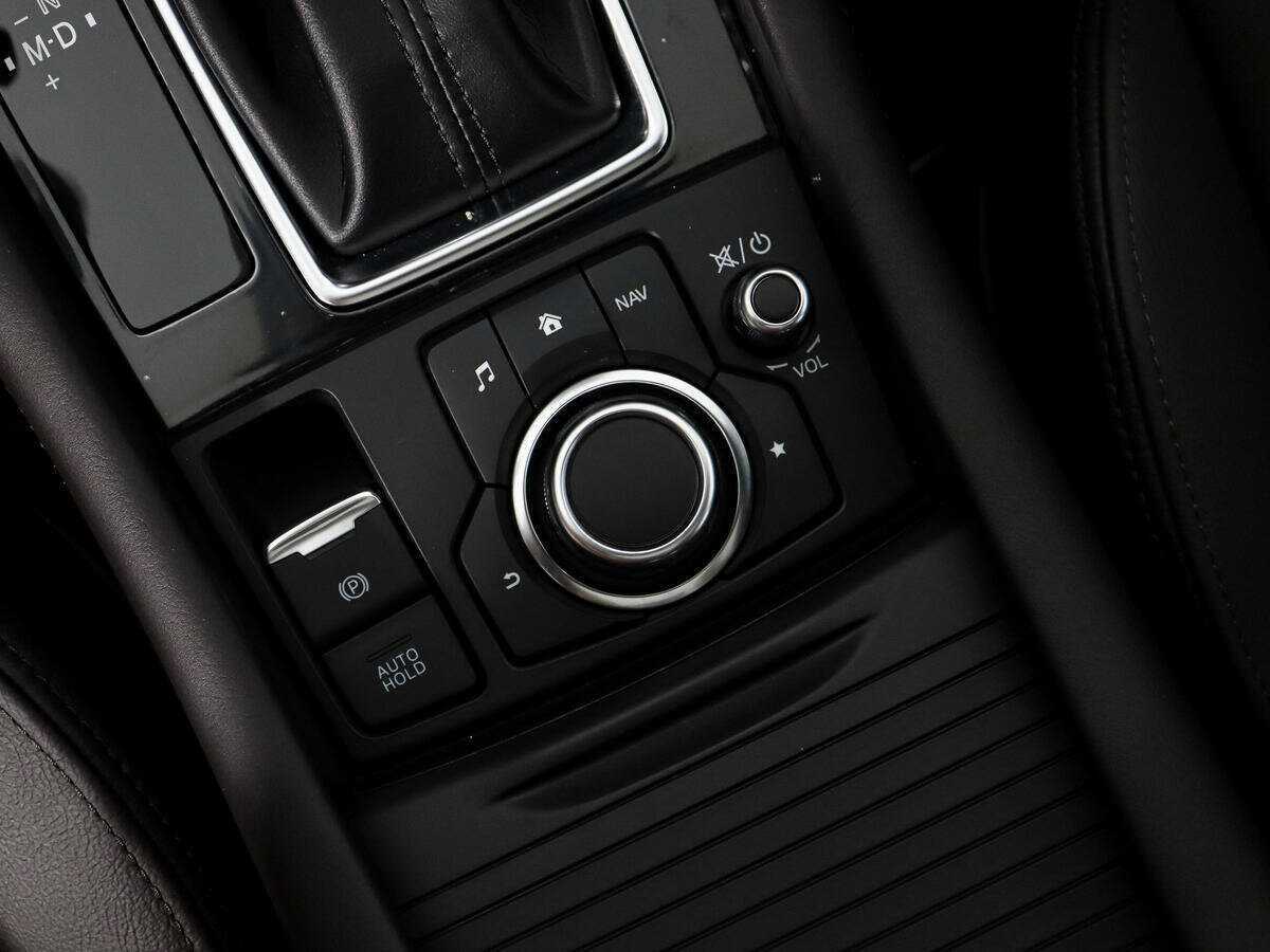 Купить Mazda CX-4 с пробегом. Фото: #8