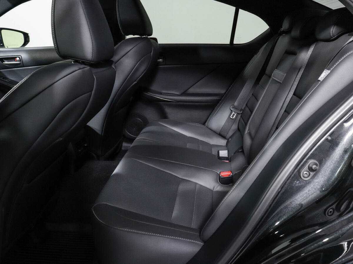 Купить Lexus IS с пробегом. Фото: #9