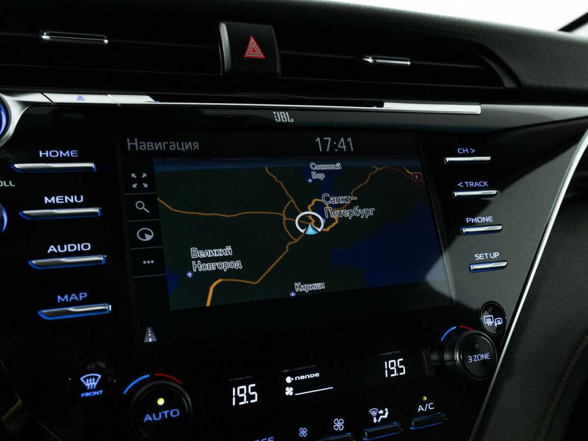 Купить Toyota Camry с пробегом. Фото: #17