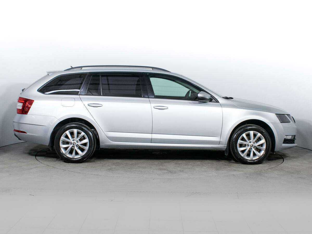 Купить Skoda Octavia с пробегом. Фото: #3