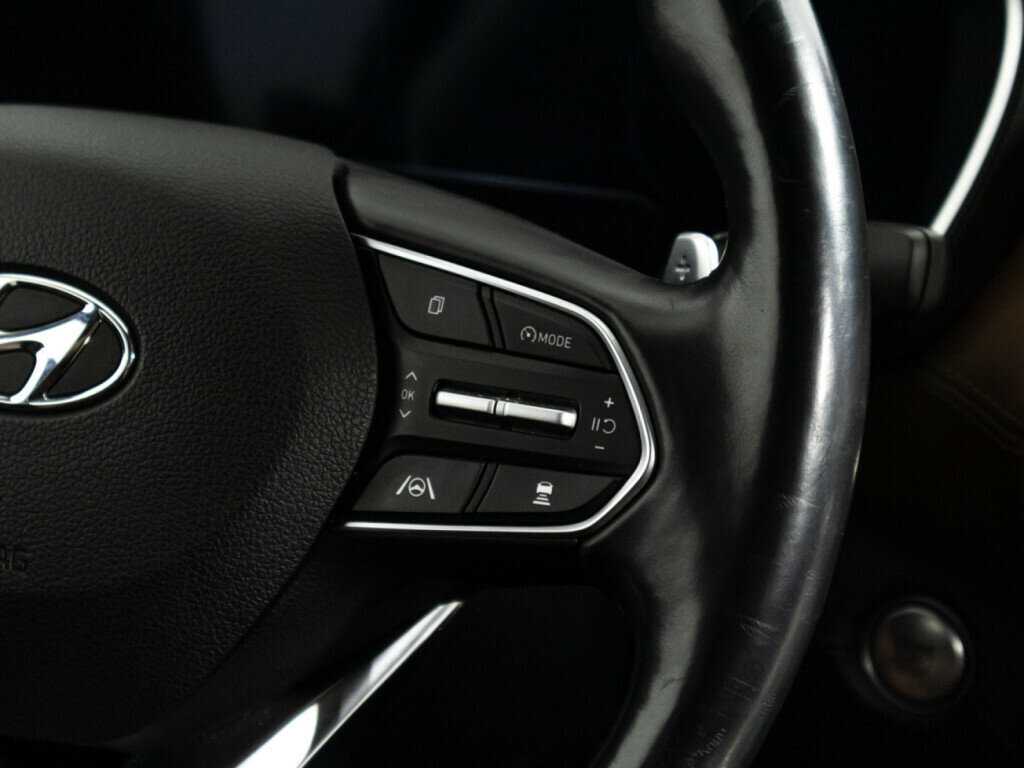 Купить Hyundai Santa Fe с пробегом. Фото: #22