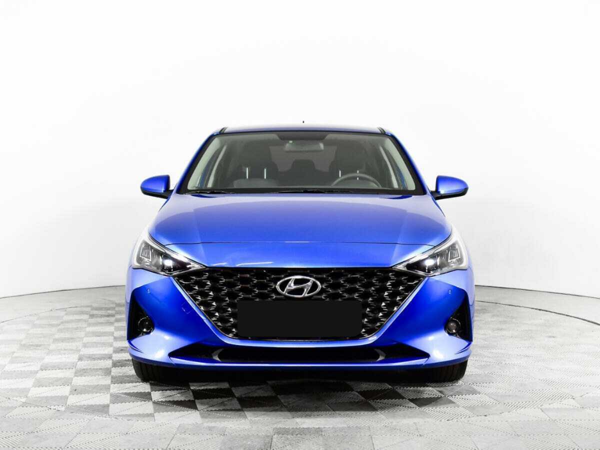Купить Hyundai Solaris с пробегом. Фото: #1