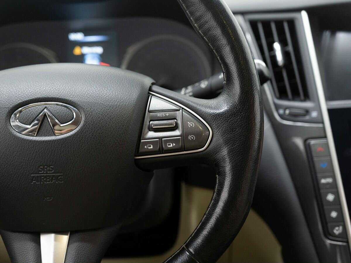 Купить Infiniti Q50 с пробегом. Фото: #12