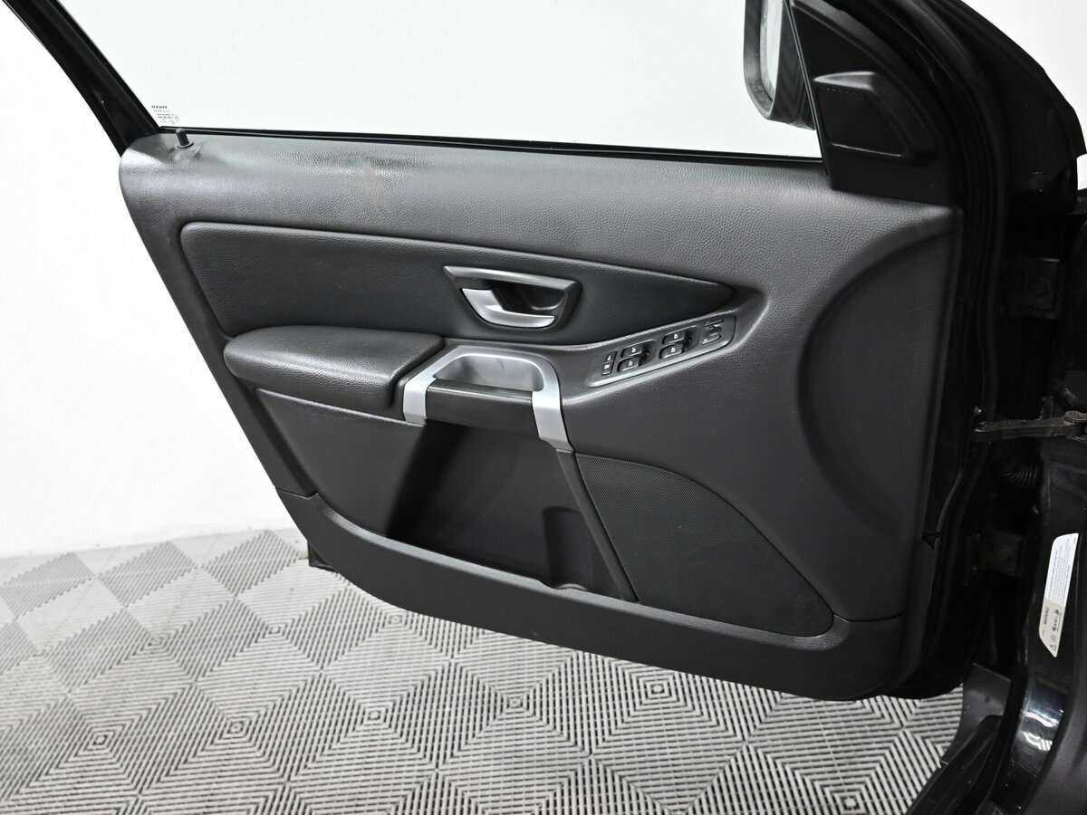 Купить Volvo XC90 с пробегом. Фото: #5