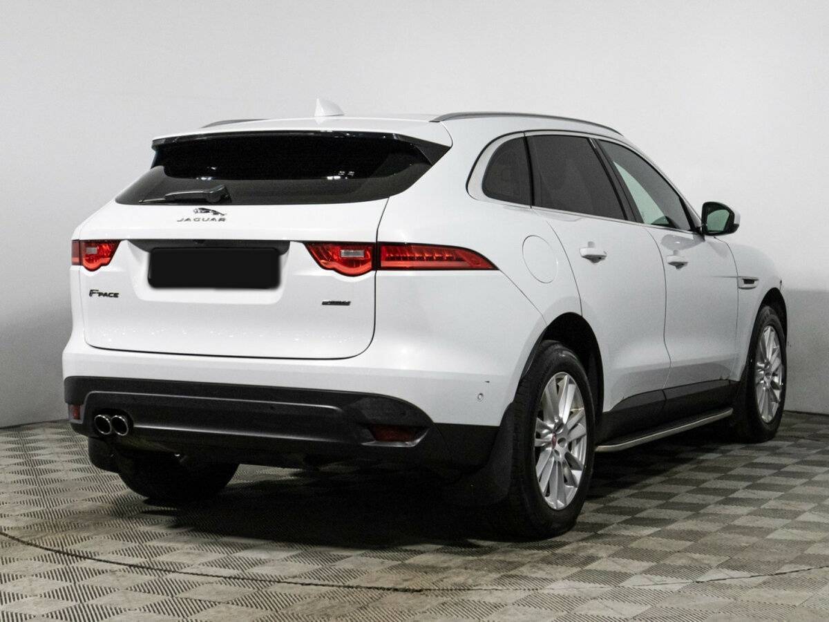 Купить Jaguar F-Pace с пробегом. Фото: #4