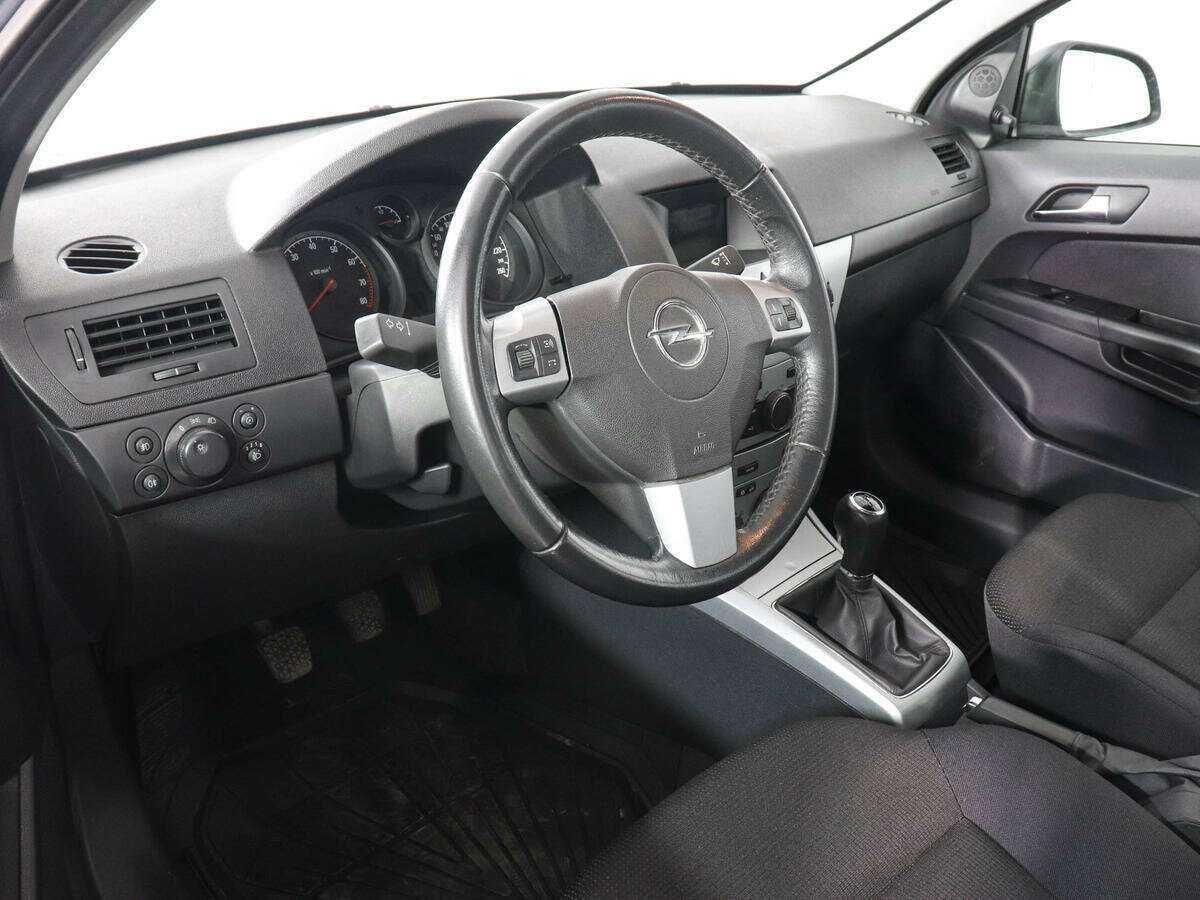 Купить Opel Astra с пробегом. Фото: #8