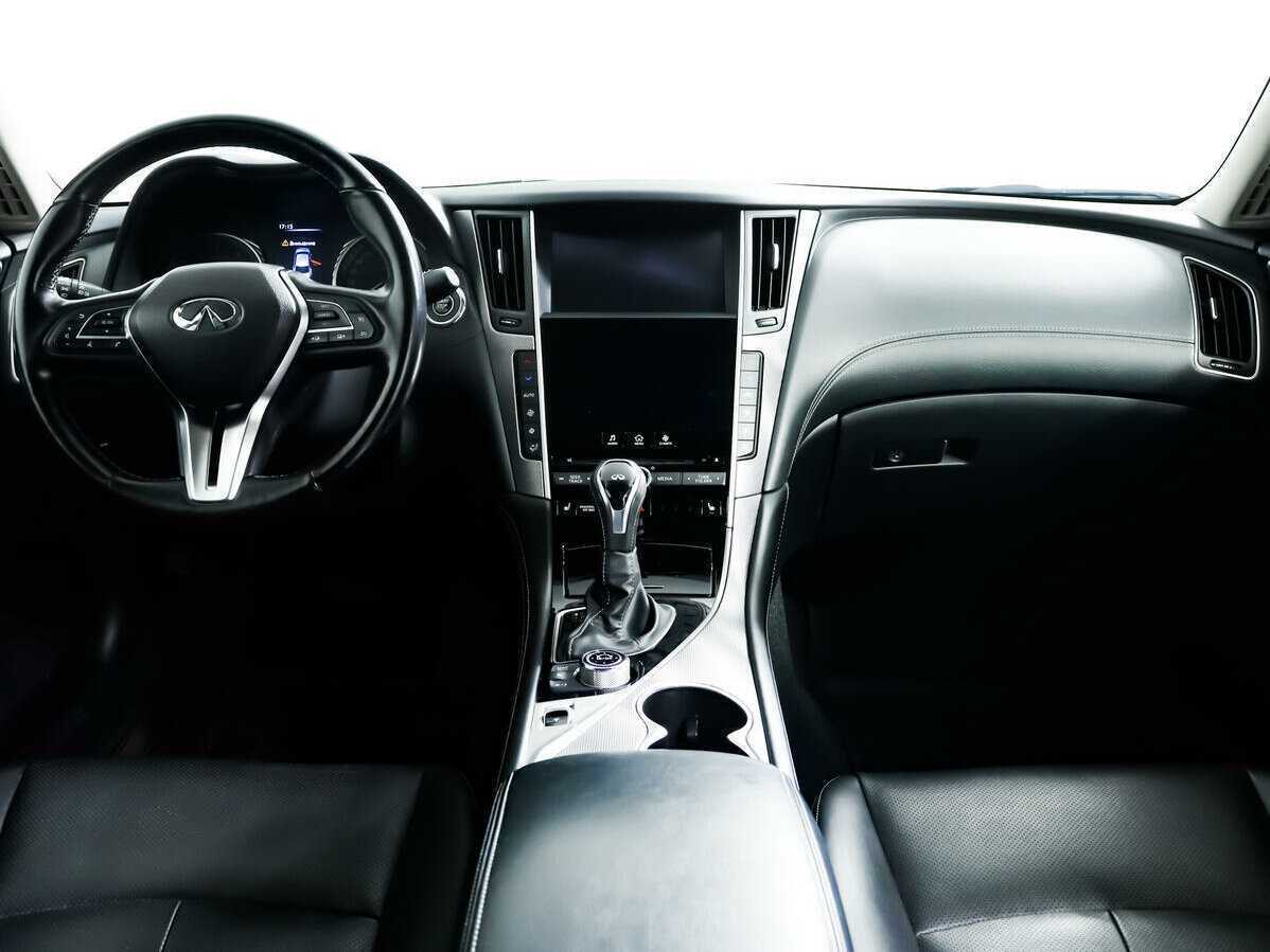 Купить Infiniti Q50 с пробегом. Фото: #10