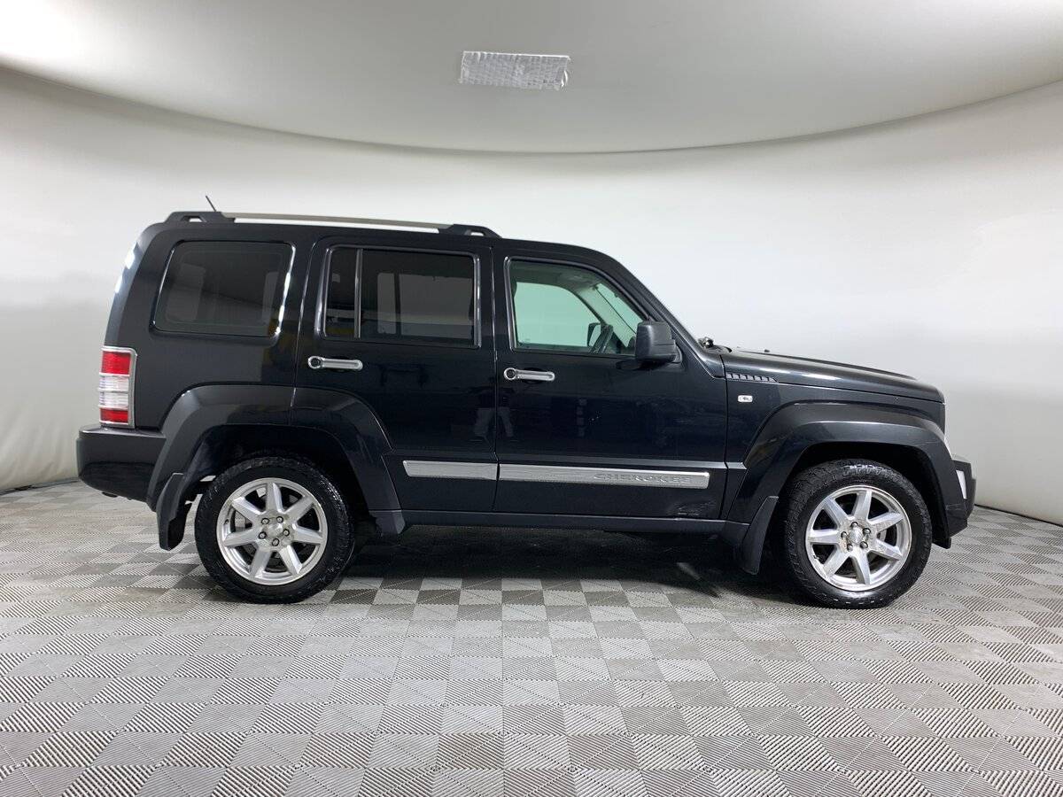 Купить Jeep Cherokee с пробегом. Фото: #3