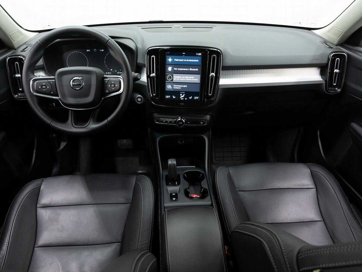 Купить Volvo XC40 с пробегом. Фото: #14