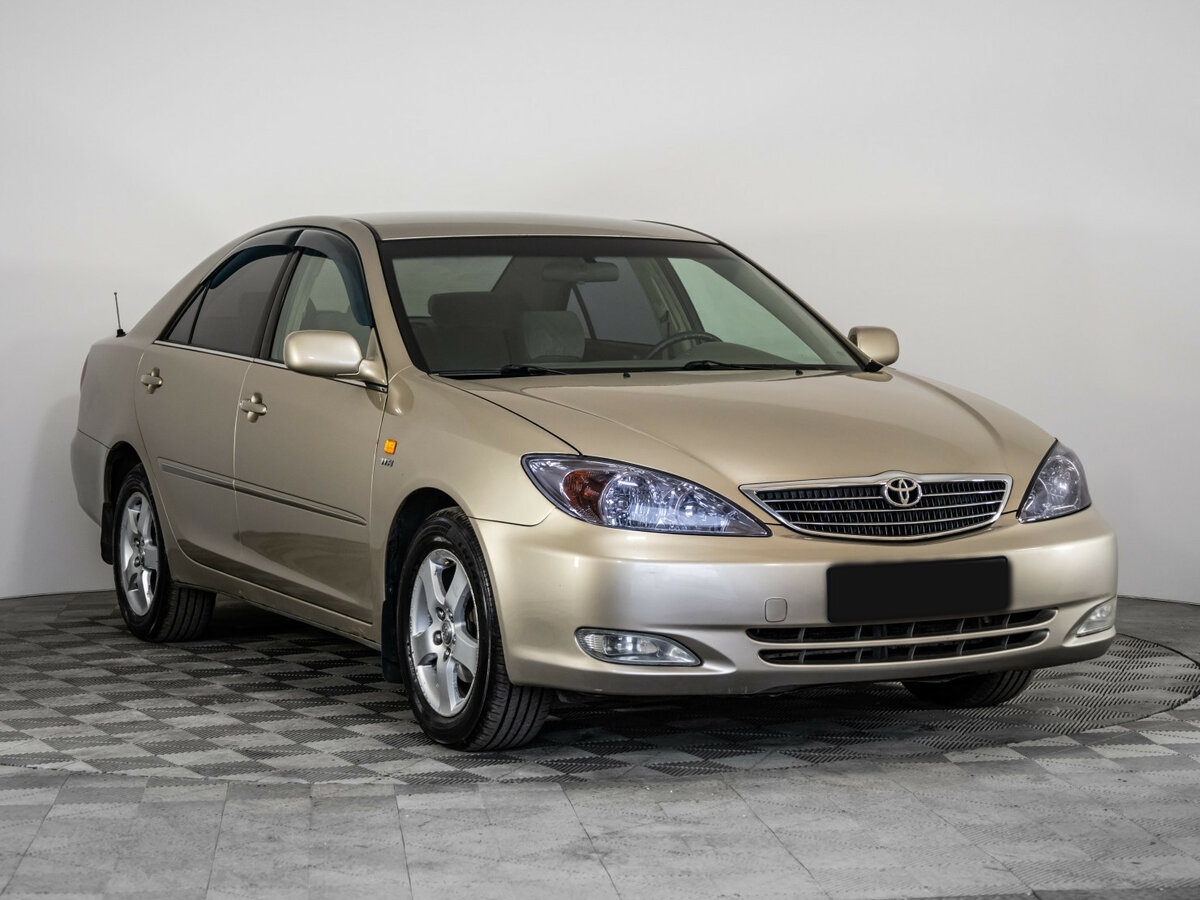 Купить Toyota Camry с пробегом. Фото: #2