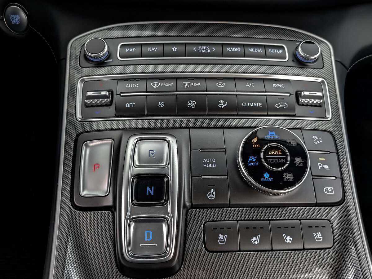 Купить Hyundai Santa Fe с пробегом. Фото: #24