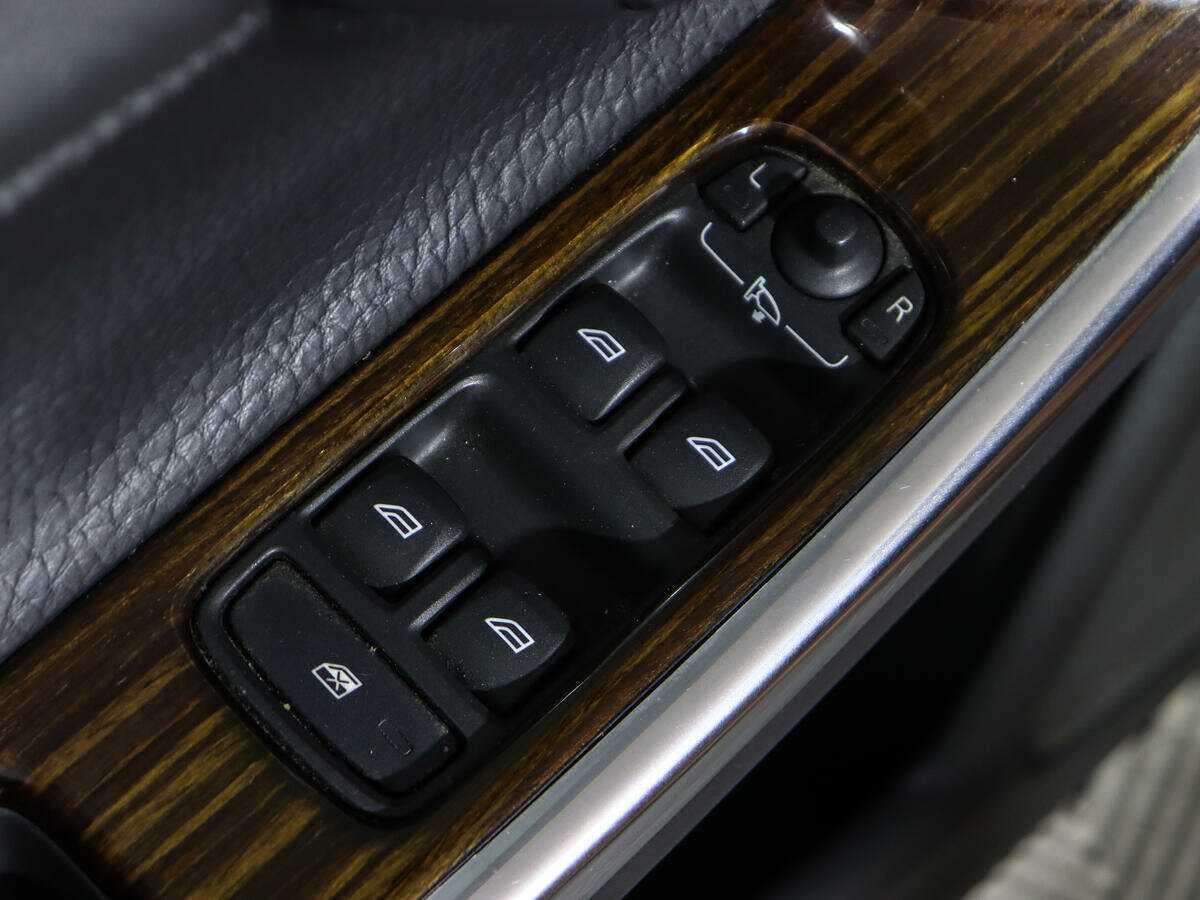 Купить Volvo S60 с пробегом. Фото: #8