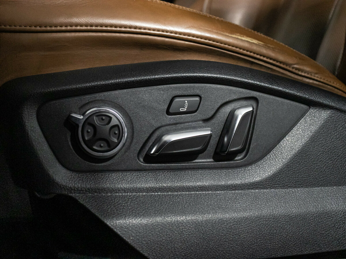 Купить Audi Q7 с пробегом. Фото: #13